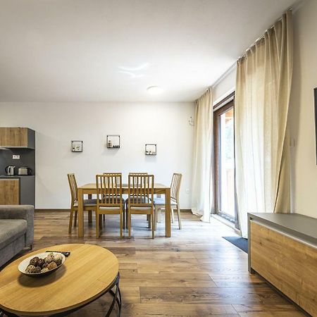 Apartmanovy Dom Poludnica - Chopok Juh Tale Extérieur photo