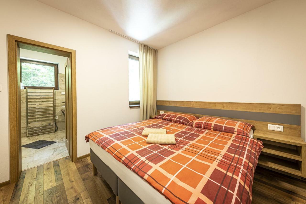 Apartmanovy Dom Poludnica - Chopok Juh Tale Extérieur photo