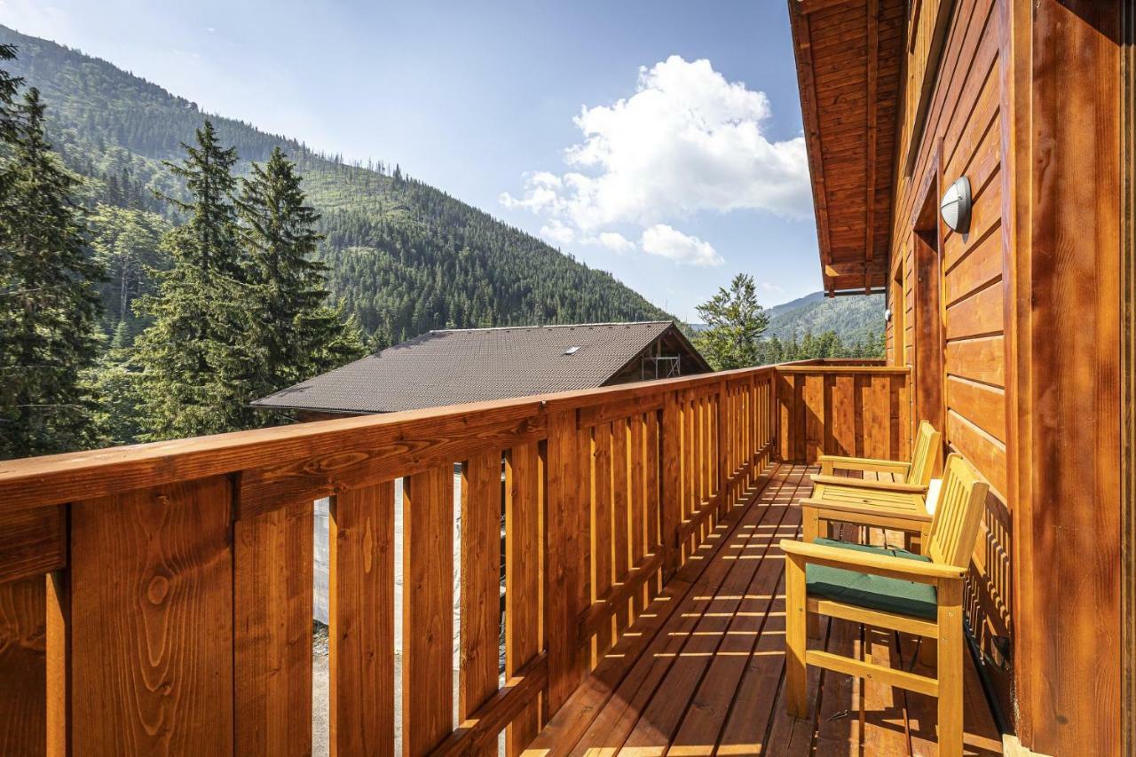 Apartmanovy Dom Poludnica - Chopok Juh Tale Extérieur photo