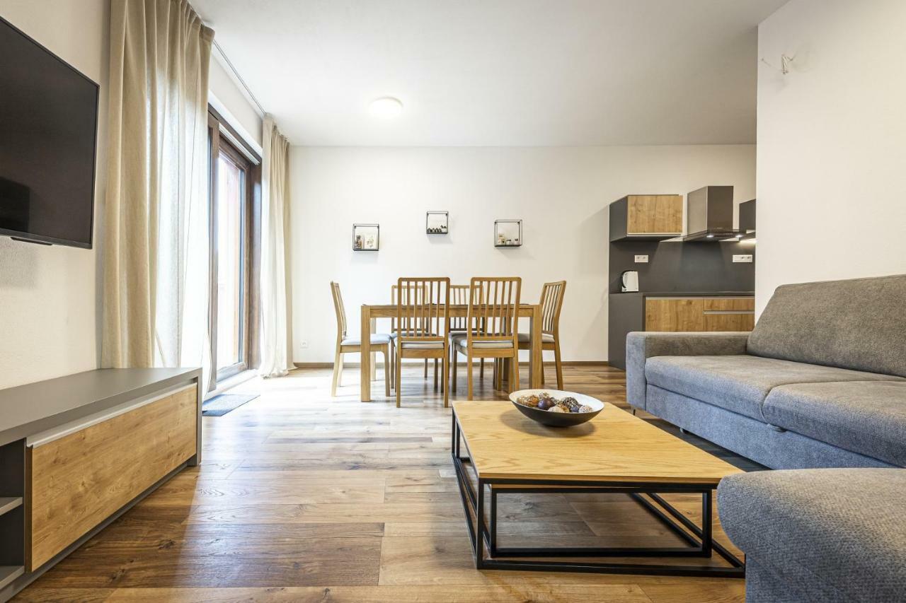 Apartmanovy Dom Poludnica - Chopok Juh Tale Extérieur photo