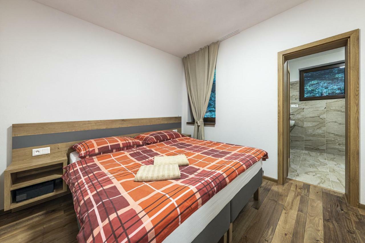 Apartmanovy Dom Poludnica - Chopok Juh Tale Extérieur photo