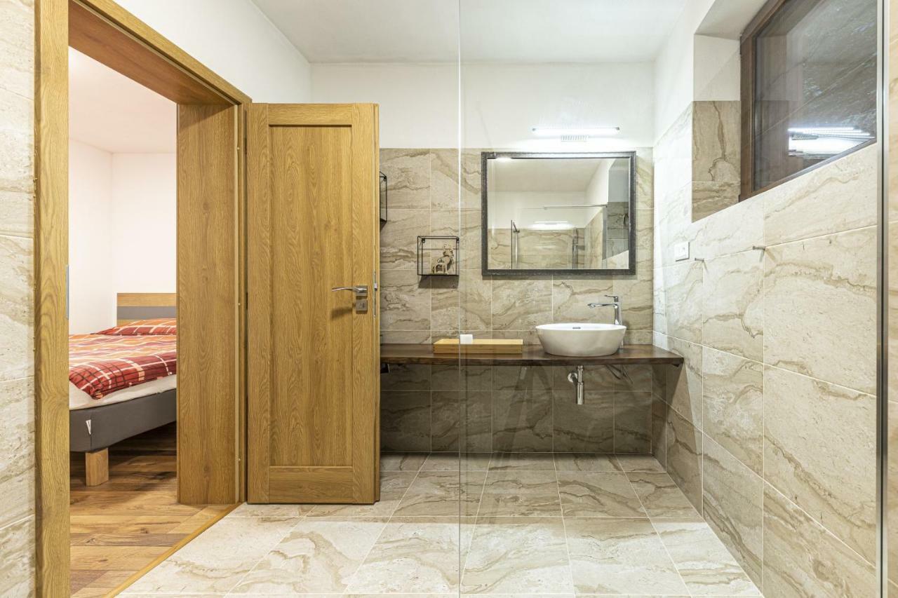 Apartmanovy Dom Poludnica - Chopok Juh Tale Extérieur photo