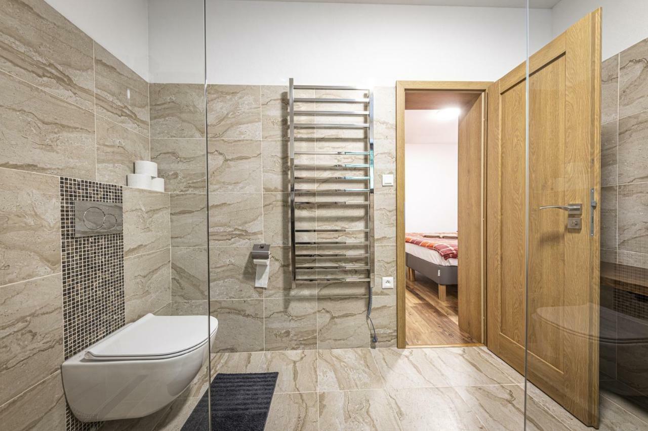 Apartmanovy Dom Poludnica - Chopok Juh Tale Extérieur photo